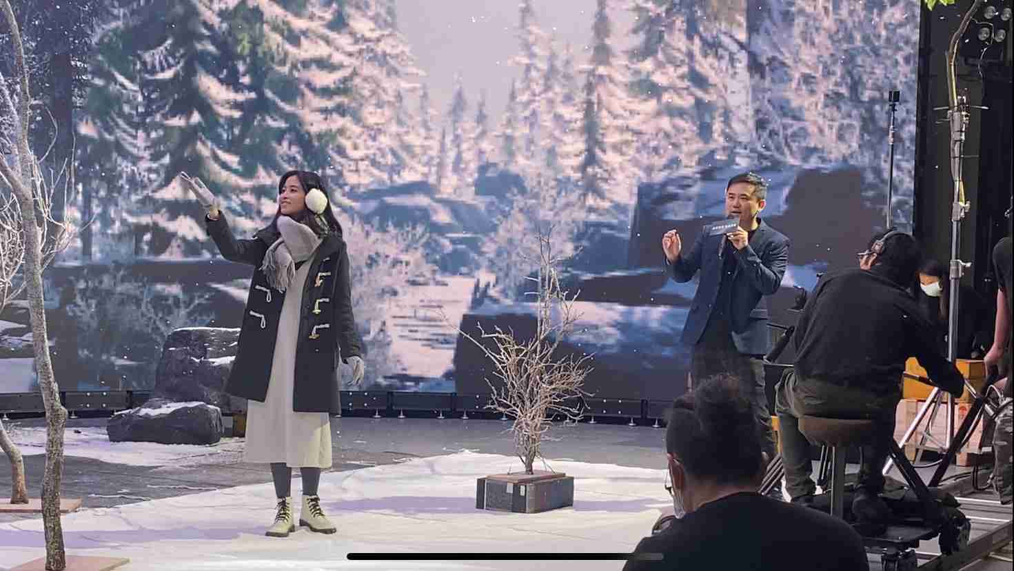 彩运网以ALED先进显屏技术，，与金马奖视觉特效团队“再现影像”携手合作打造LED虚拟摄影棚，，，提供沉浸式表演体验，，，并精简拍摄成本与时间